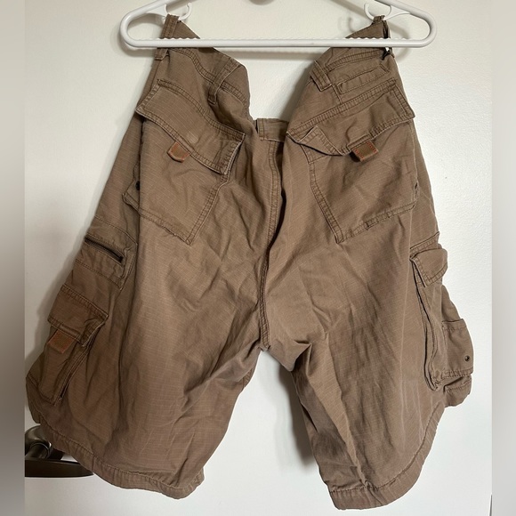 Men’s Old Navy Cargo Shorts 36 - Picture 2 of 2